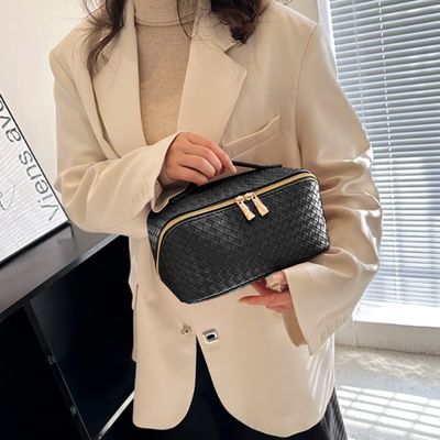 حقائب مستحضرات التجميل ذات سعة كبيرة مع مقصورات للسيدات