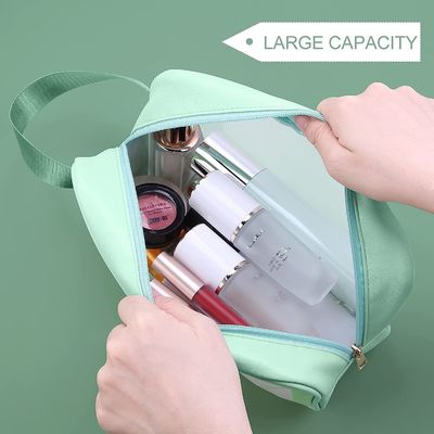 حقيبة أدوات الزينة للنساء والرجال ، حقيبة مستحضرات التجميل والمكياج المقاومة للماء للسفر والاكسسوارات